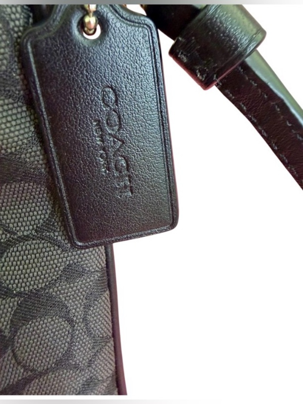 Coach Black Signature Messenger Bag with Silver Logo Authentic COA included - Picture 3 of 6